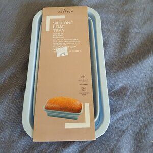 Crofton Silicon loaf tray New